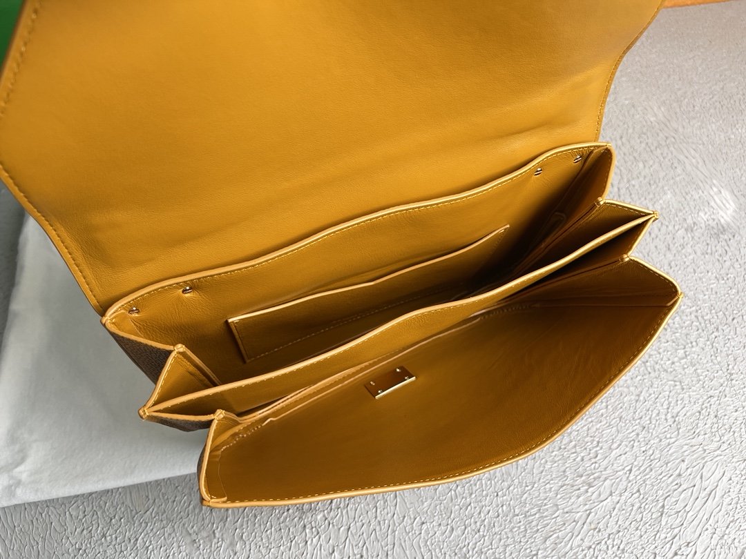 Bottega Veneta Mount Cob. For Women. Women's Bags 10.6in/27cm 667398V12M07716 - Soul Replicas