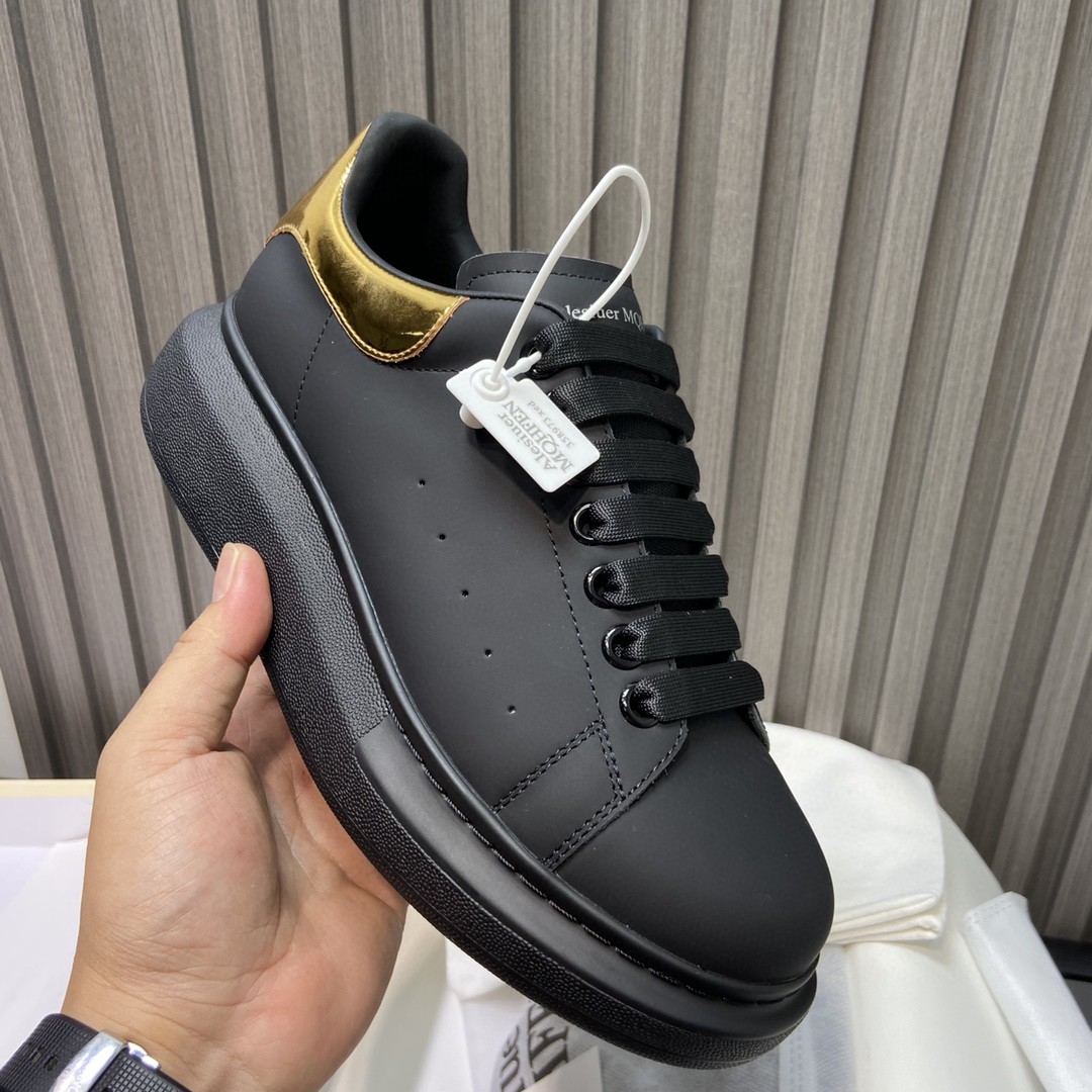 Alexander McQueen Oversized Sneaker Black/Gold For Women - Soul Replicas