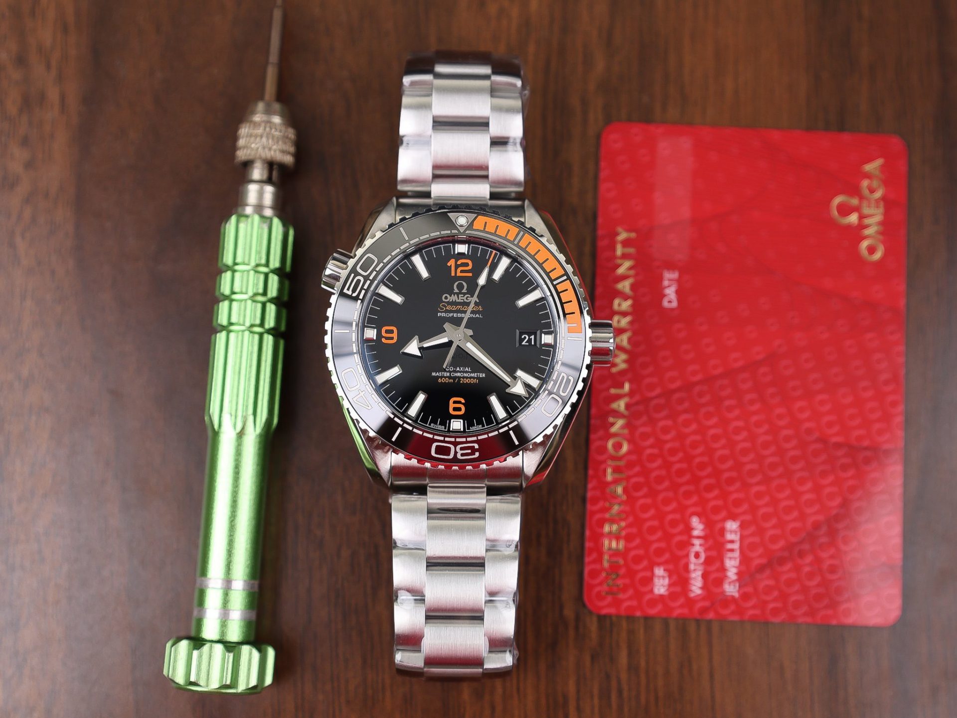 Omega Replica Watch Planet Ocean Metal Strap Dial Black VS Factory 43.5mm - Soul Replicas