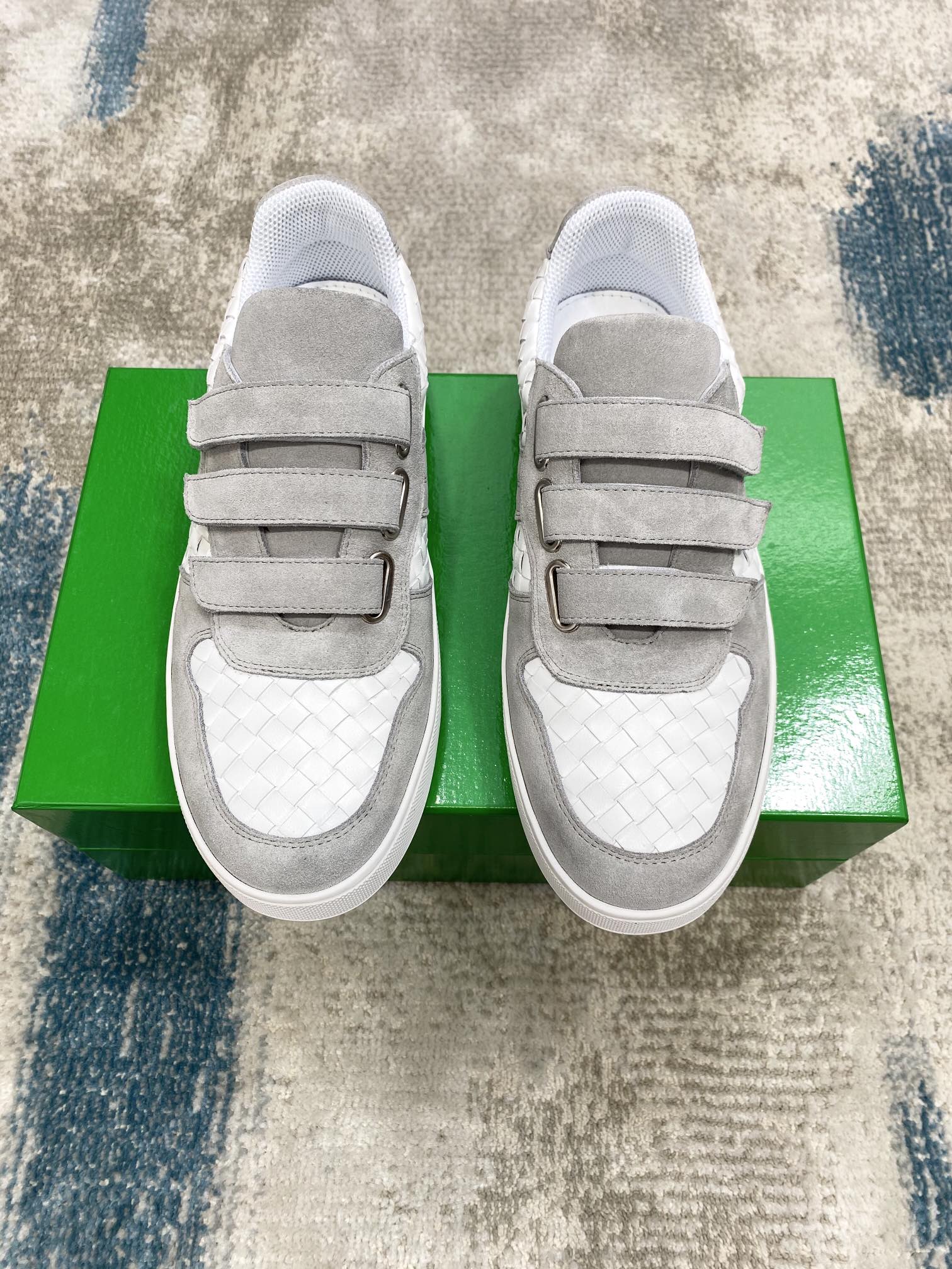 Bottega Veneta Men's Three Closure Straps With Wave Line Sneakers White And Gray For Men - Soul Replicas