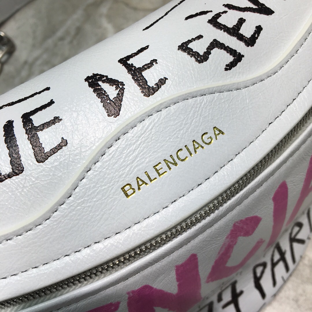 Balenciaga Souvenir XS Belt Bag In White. For Women. Women-s Bags 9.5in/24cm - Soul Replicas