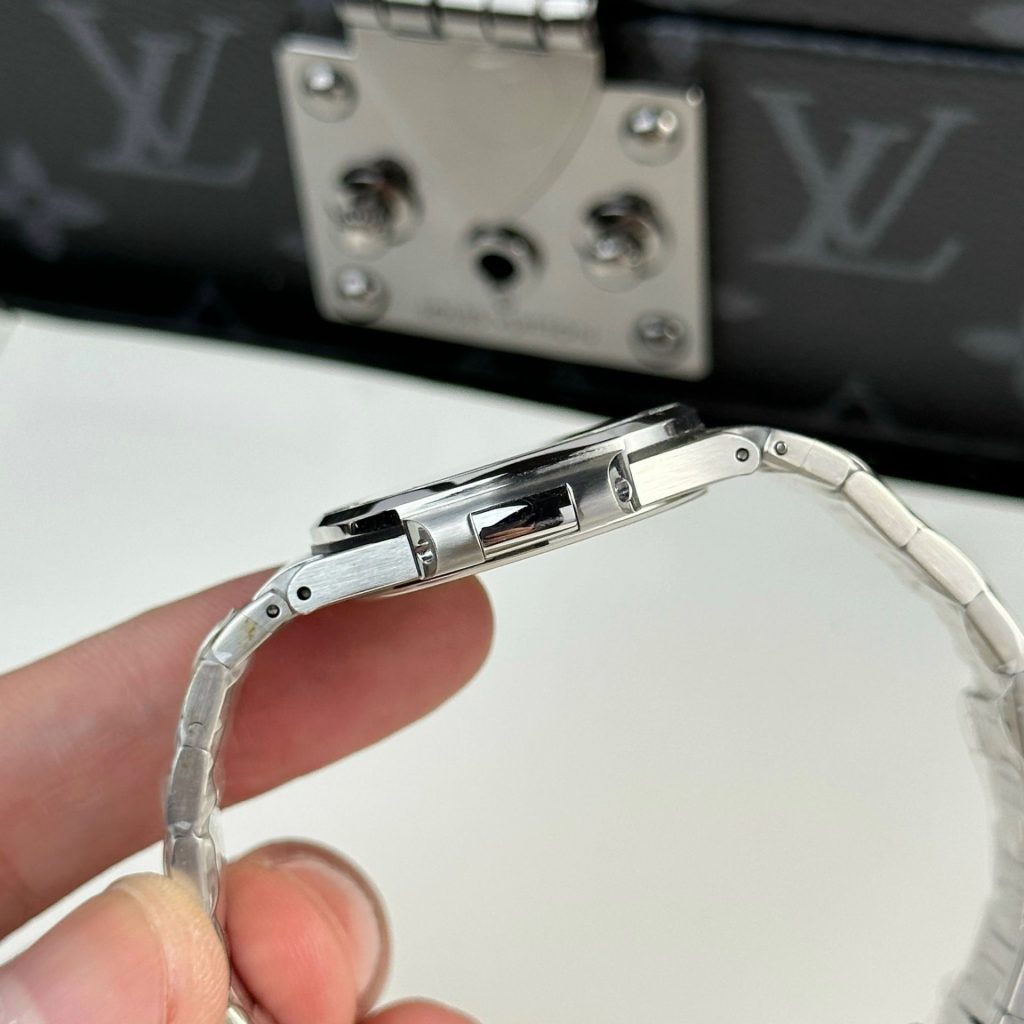 Patek Philippe Clone Watch Nautilus 7010 Womens White Dial 32mm - Soul Replicas