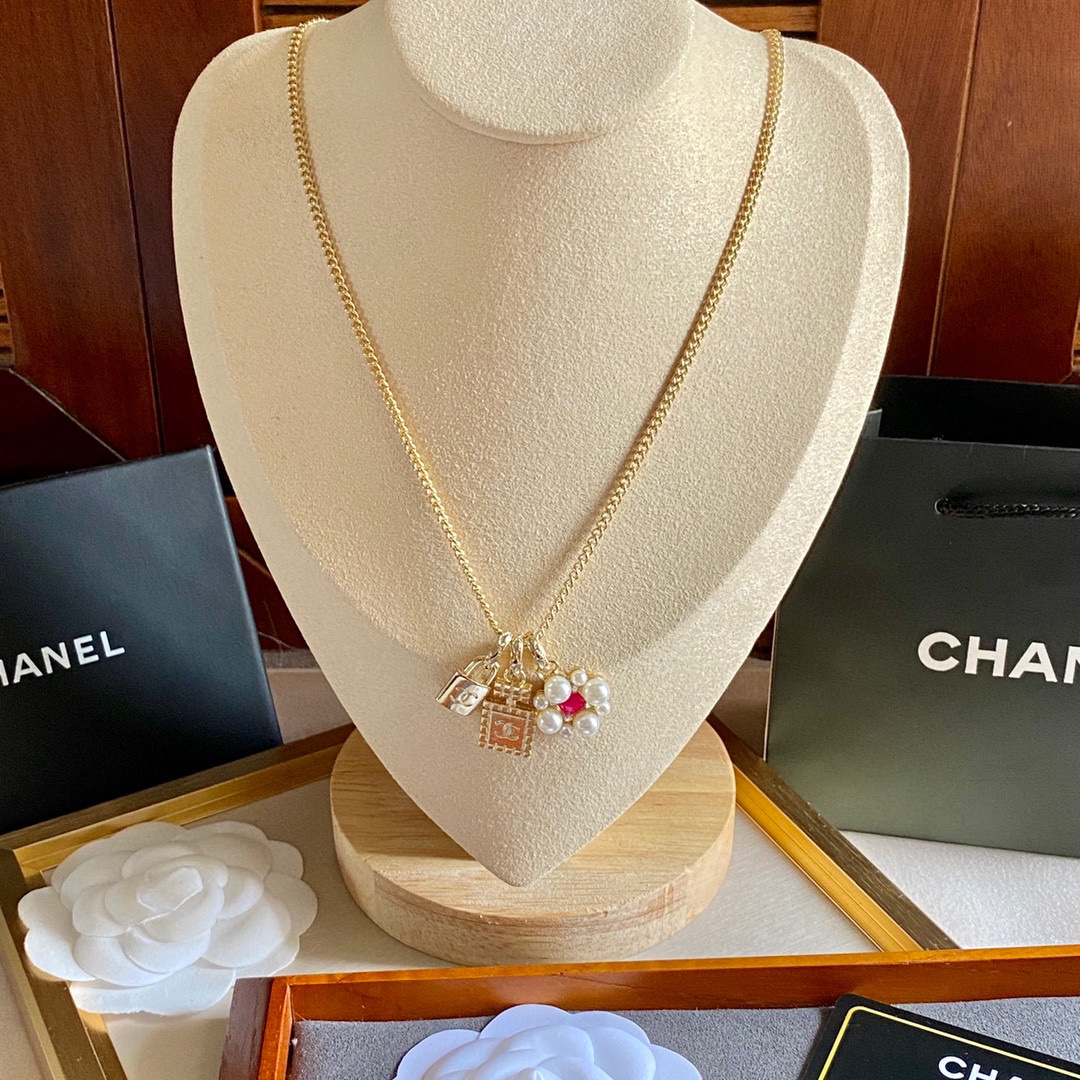 Chanel Necklace - Soul Replicas