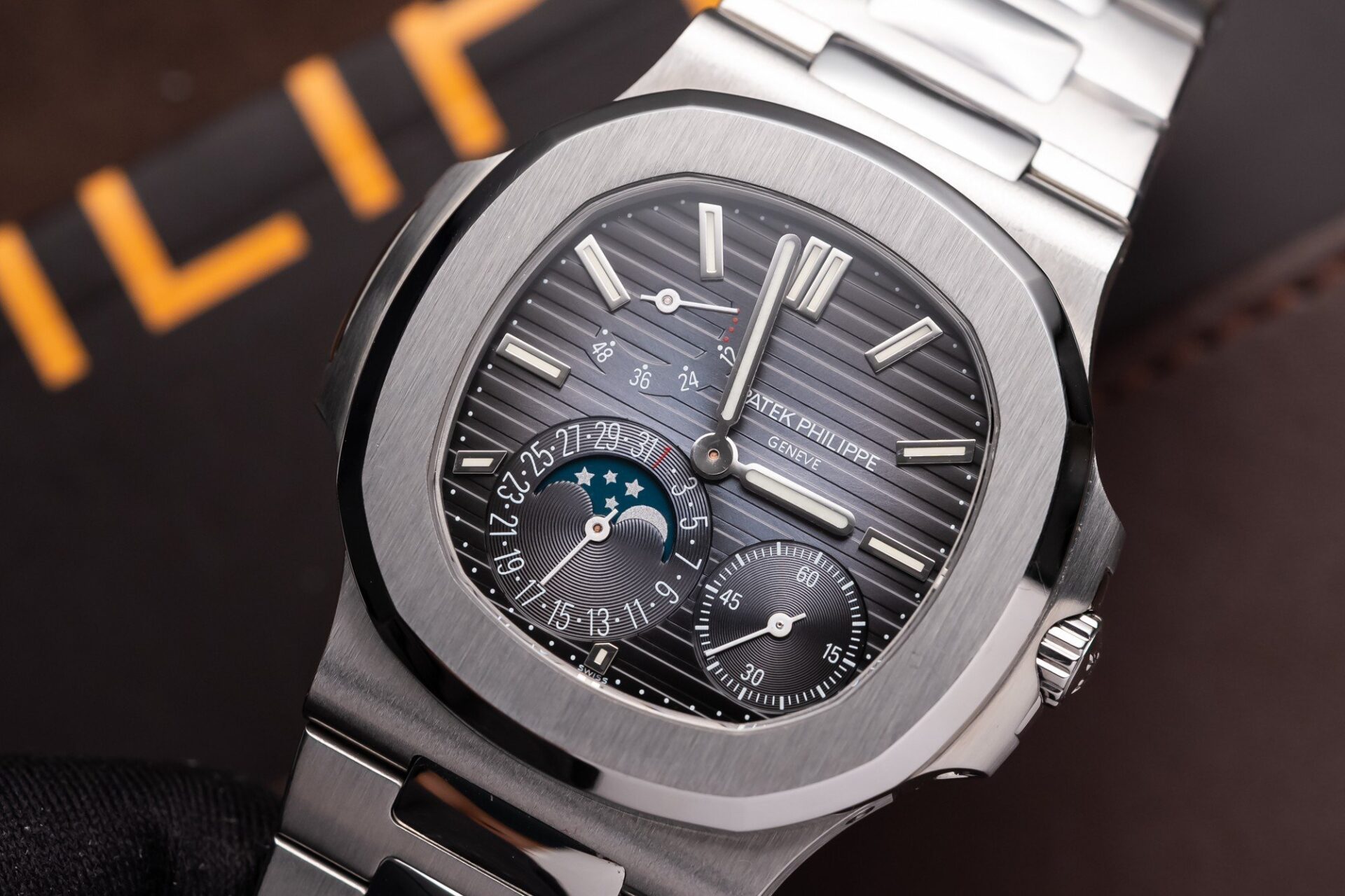 Patek Philippe Nautilus 5712 Replica 1:1 Watch Gray Dial PPF V2 40mm - Soul Replicas