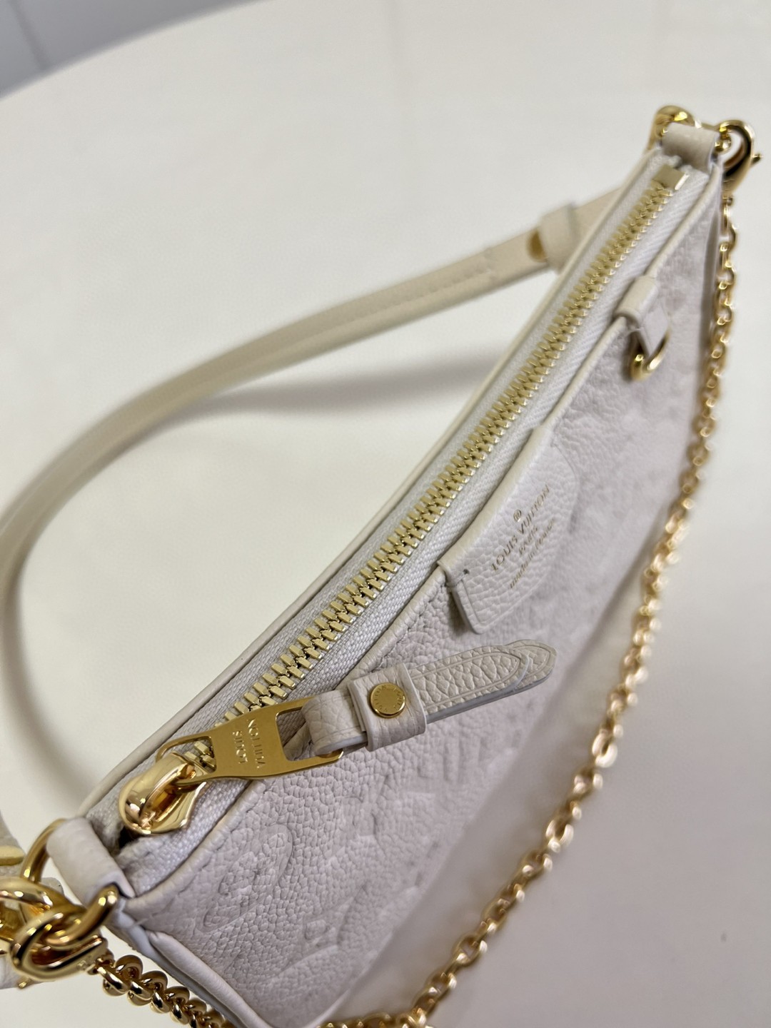 Louis Vuitton Easy Pouch On Strap Monogram Empreinte Crème White For Spring. Women's Handbags. Shoulder Bags 7.5in/19cm LV M81066 - Soul Replicas