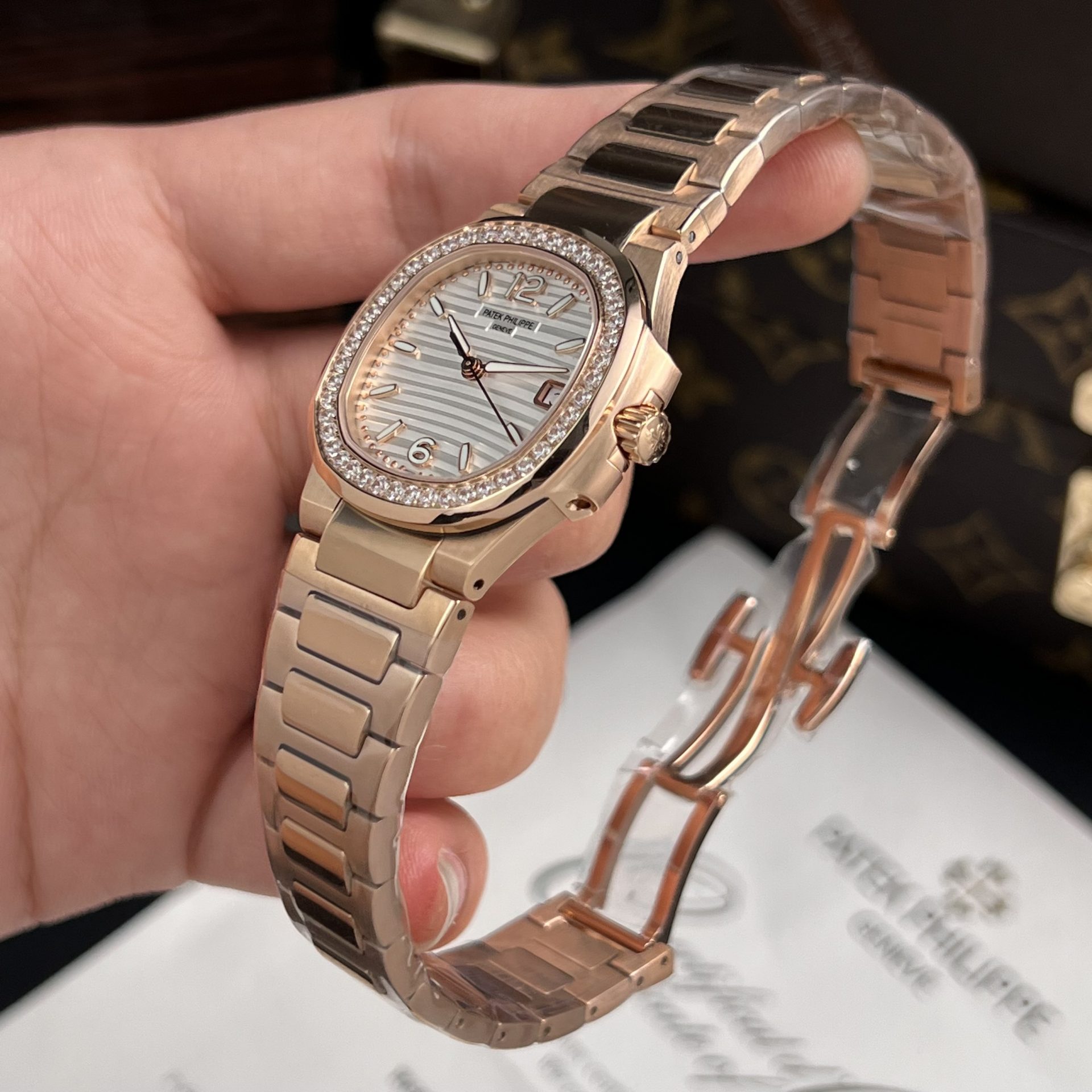 Patek Philippe Replica Watch Nautilus 7010 White Dial Womens GR Factory 32mm - Soul Replicas