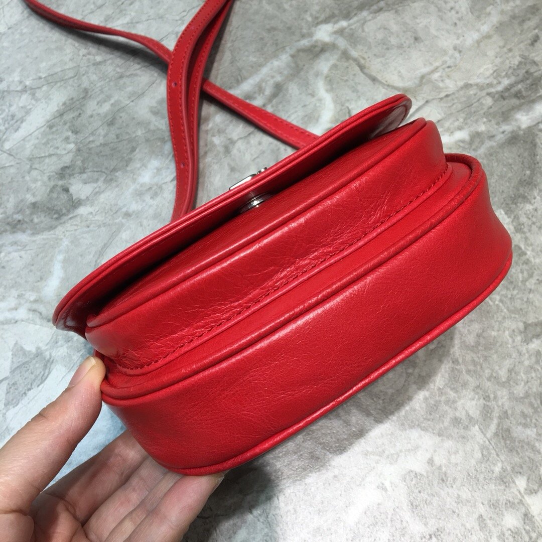 Balenciaga Leader Soft Round Cross Bag In Red. For Women. Women-s Bags 6.3in/16cm - Soul Replicas
