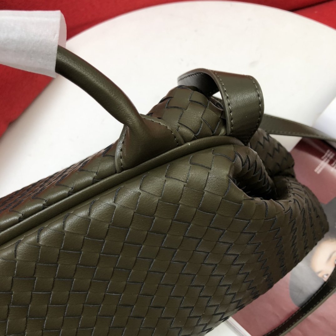 Bottega Veneta Handle Dark Green. For Women. Women's Bags 13.4in/34cm - Soul Replicas