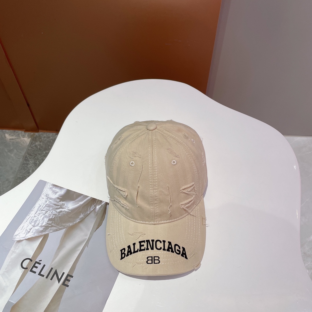 Balenciaga Logo Visor Cap Cream Cap - Soul Replicas