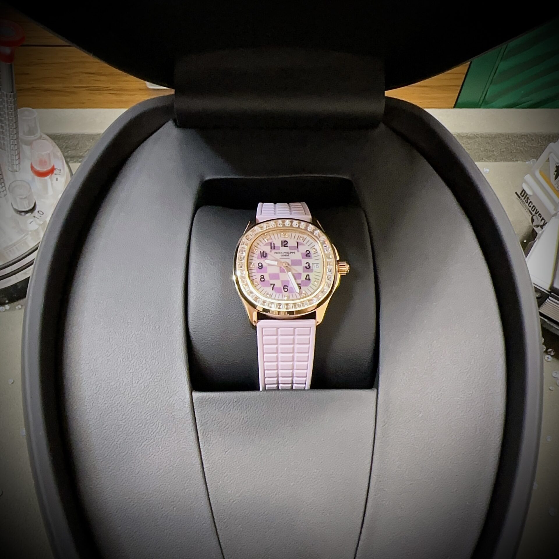 Patek Philippe Aquanaut 5072R Women-s Replica Watch Pink PPF 35.6mm - Soul Replicas