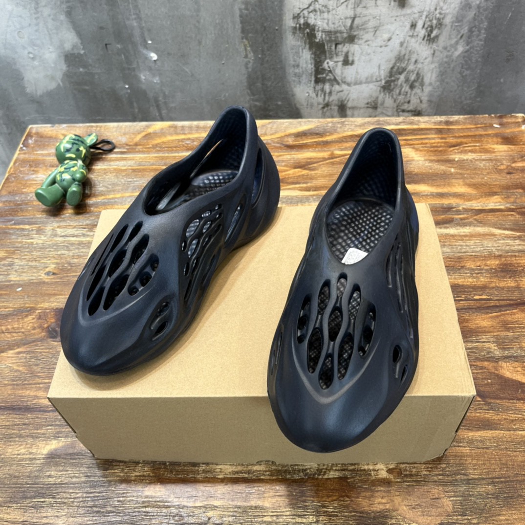 Adidas YZ Foam Runner Mineral Blue For Women GV7903 - Soul Replicas