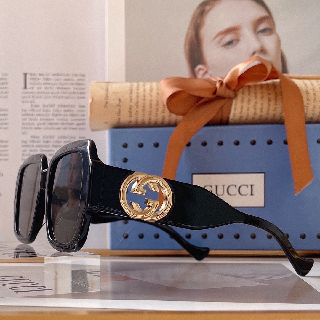Gucci Rectangular Frame Sunglasses - Soul Replicas