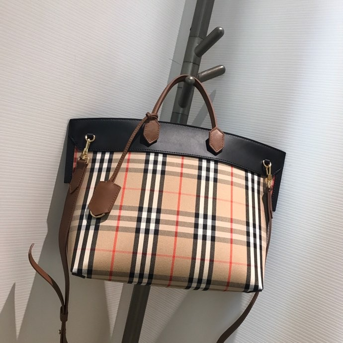 Burberry Small Vintage Check Society Top Handle Bag For Women. Women-s Bags 14.6in/37cm - Soul Replicas
