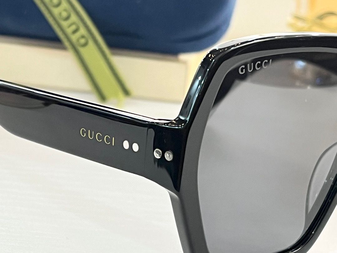 Gucci Square Frame Sunglasses - Soul Replicas