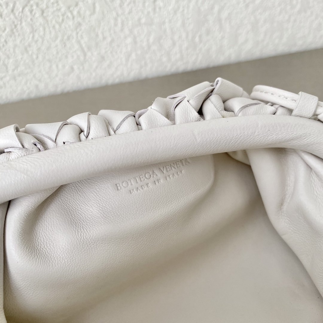 Bottega Veneta Mini Pouch White. For Women. Women-s Bags 8.6in/22cm 585852VCPP19644 - Soul Replicas