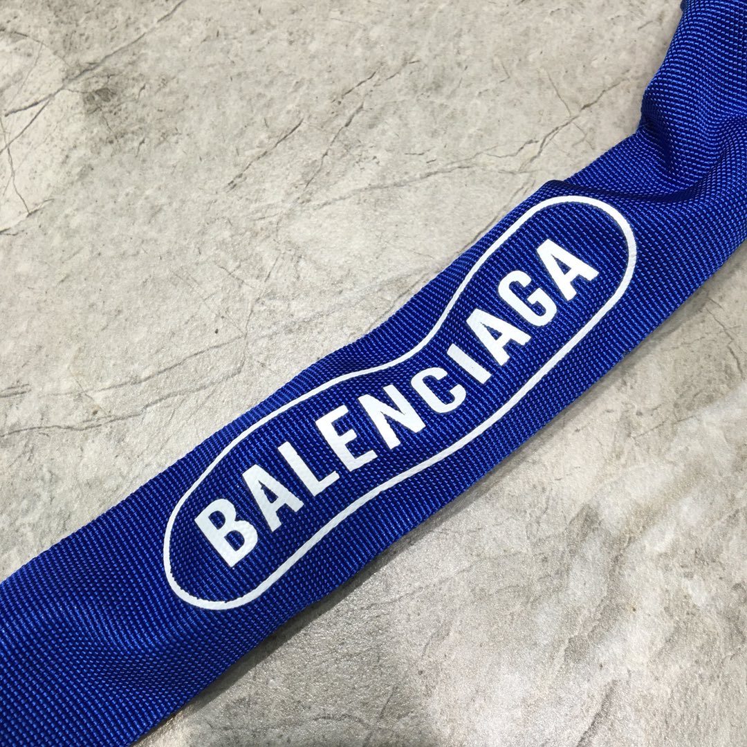 Balenciaga Souvenir XXS Belt Bag In White. For Women. Women-s Bags 11.8in/30cm - Soul Replicas