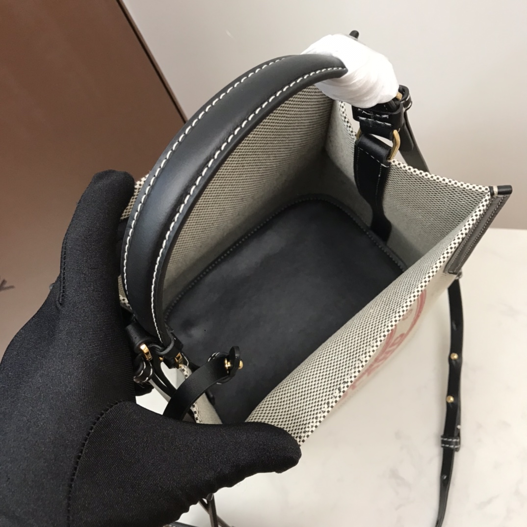 Burberry PeGucciy Small Canvas Bag Gray For Women. Women-s Bags 9.8in/25cm - Soul Replicas