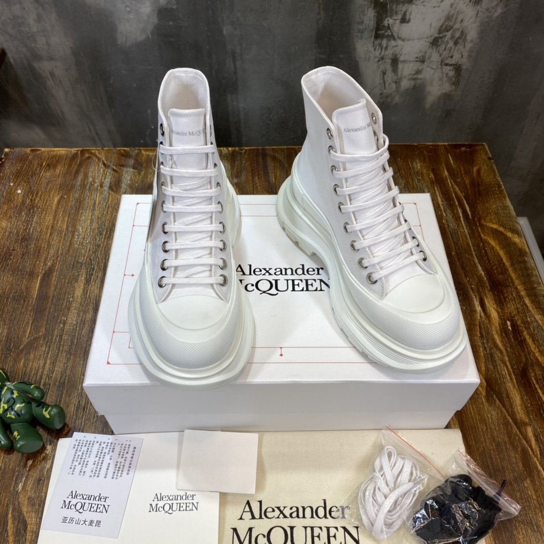 Alexander McQueen Tread Slick Boot Cotton White For Women 604254W4MV29000 - Soul Replicas