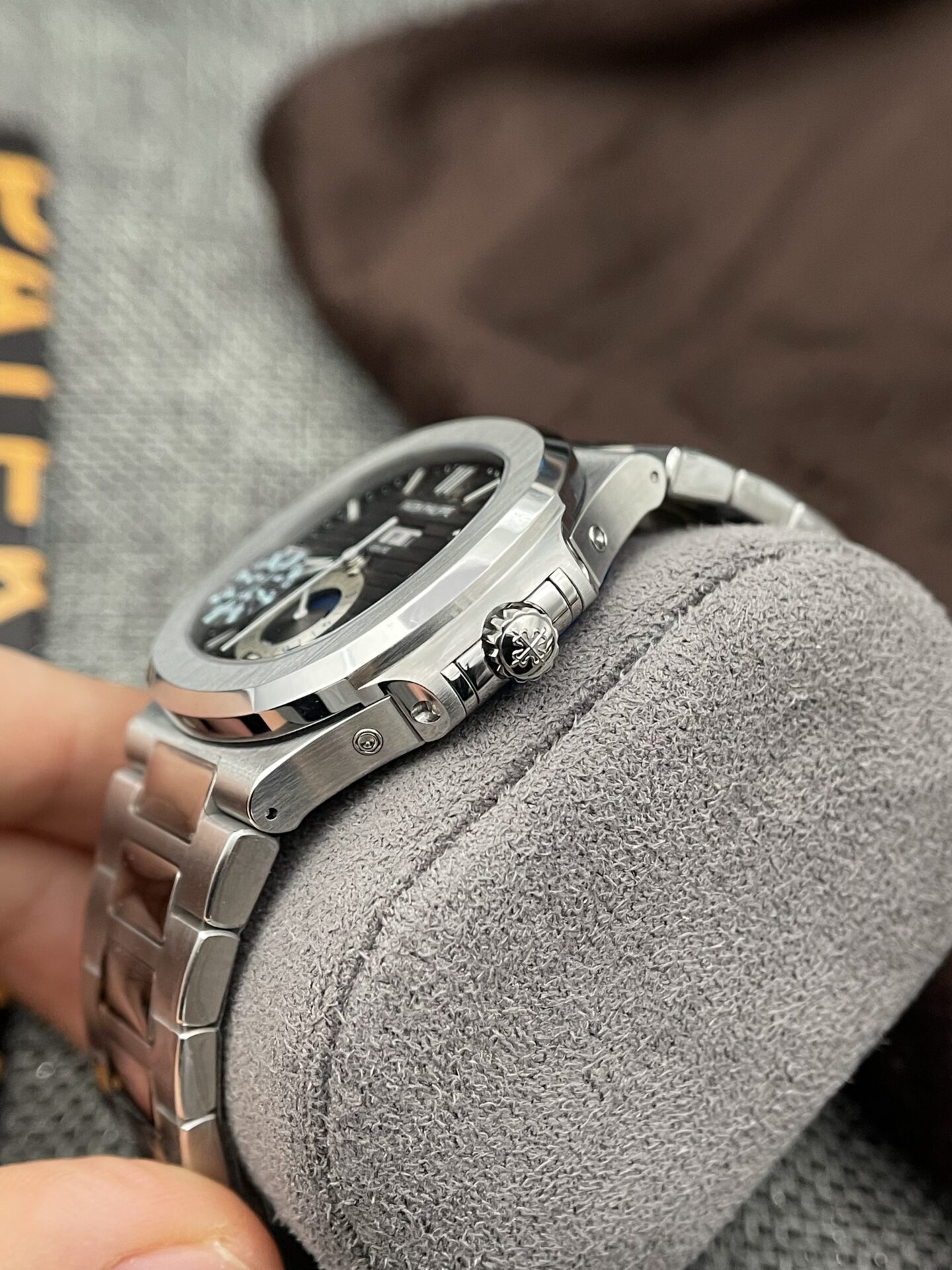 Patek Philippe Nautilus 5726 Best Replica Watch Gray Dial GRF 40.5mm - Soul Replicas