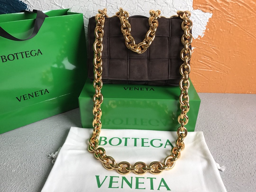 Bottega Veneta Chain Cassette Fondant. For Women. Women's Bags 10.2in/26cm 631421V04N02132 - Soul Replicas