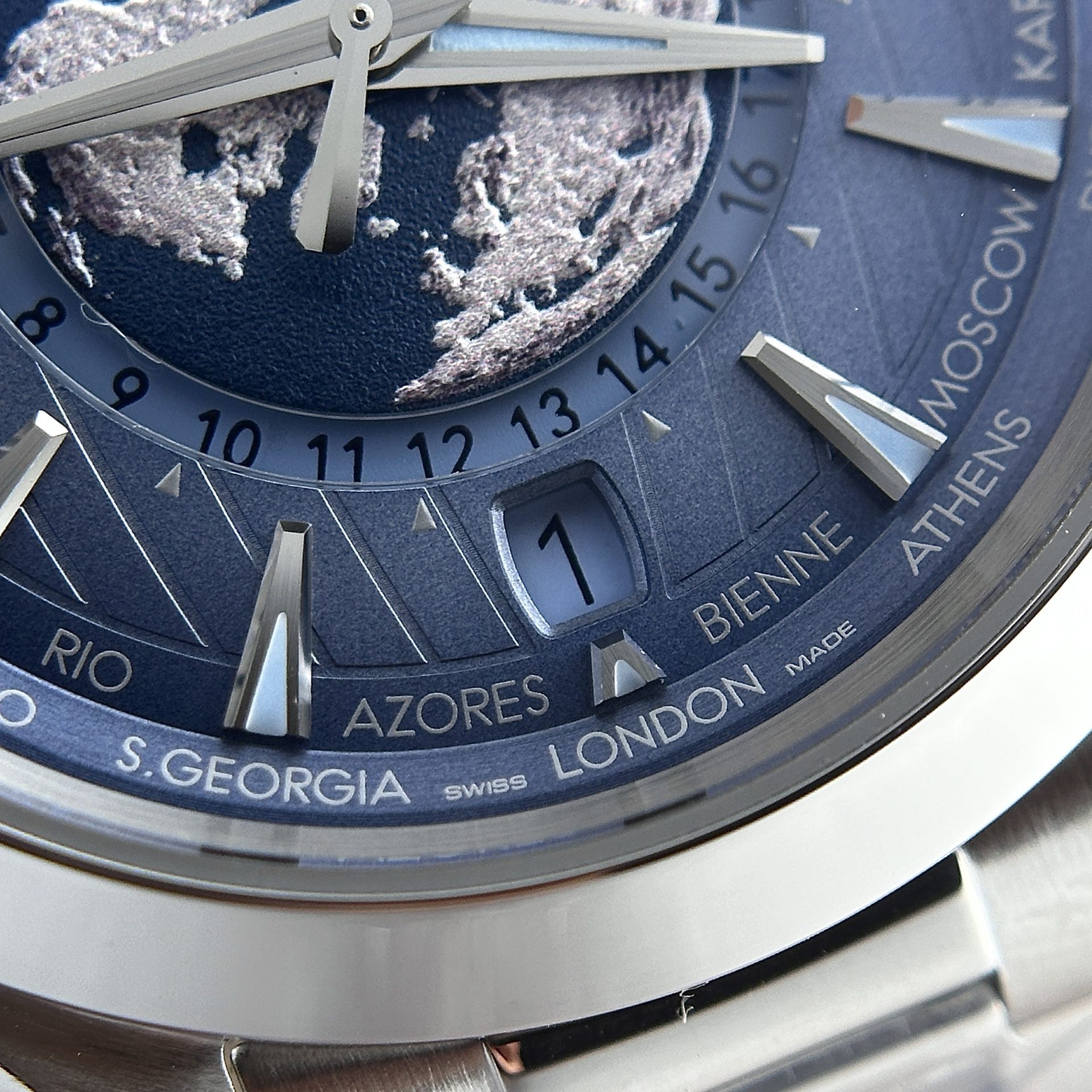 Omega Seamaster Aqua Terra Worldtimer Dial Blue Replica Watch VS Factory 43mm - Soul Replicas