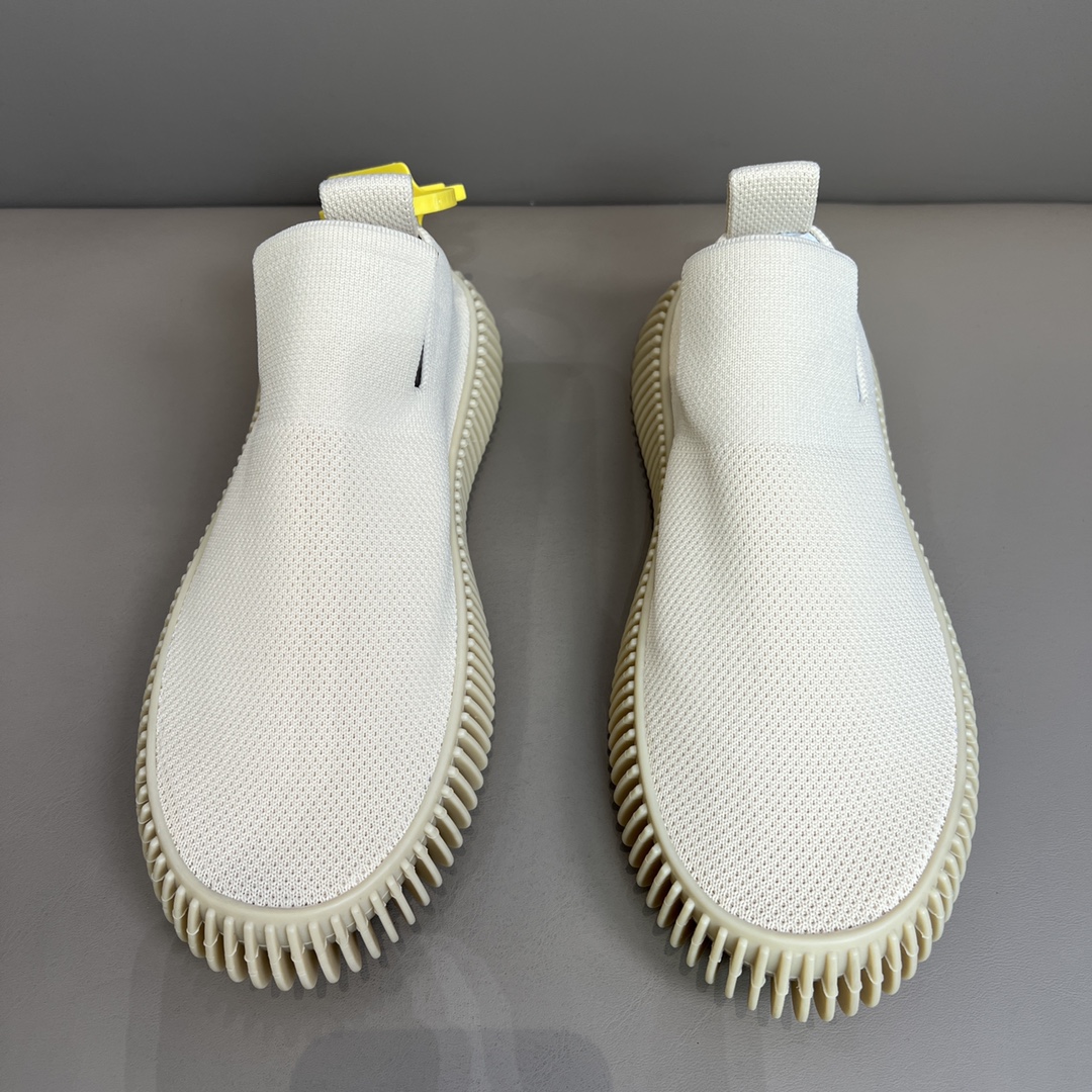 Bottega Veneta Men's Ripple Slip-On Sneakers White For Men 690123V1NW0 - Soul Replicas