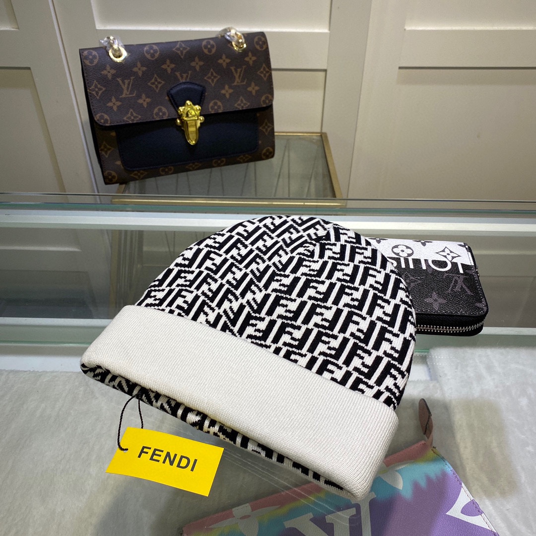 Fendi Beanie In Grey - Soul Replicas