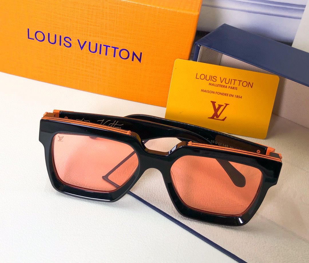 Louis Vuitton Link Square Sunglasses - Soul Replicas