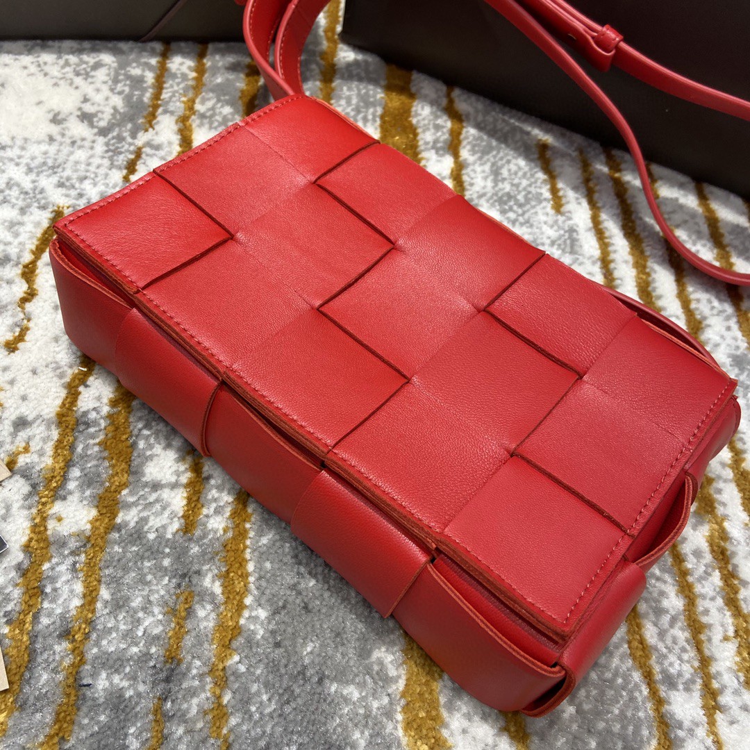 Bottega Veneta Cassette Bag For Women 9.1in/23cm In Red - Soul Replicas