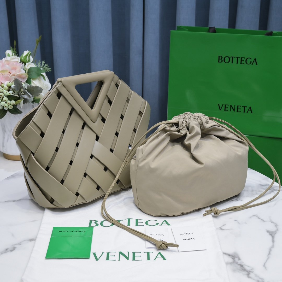 Bottega Veneta Point Dark Beige. For Women. Women-s Bags 9.8in/25cm - Soul Replicas