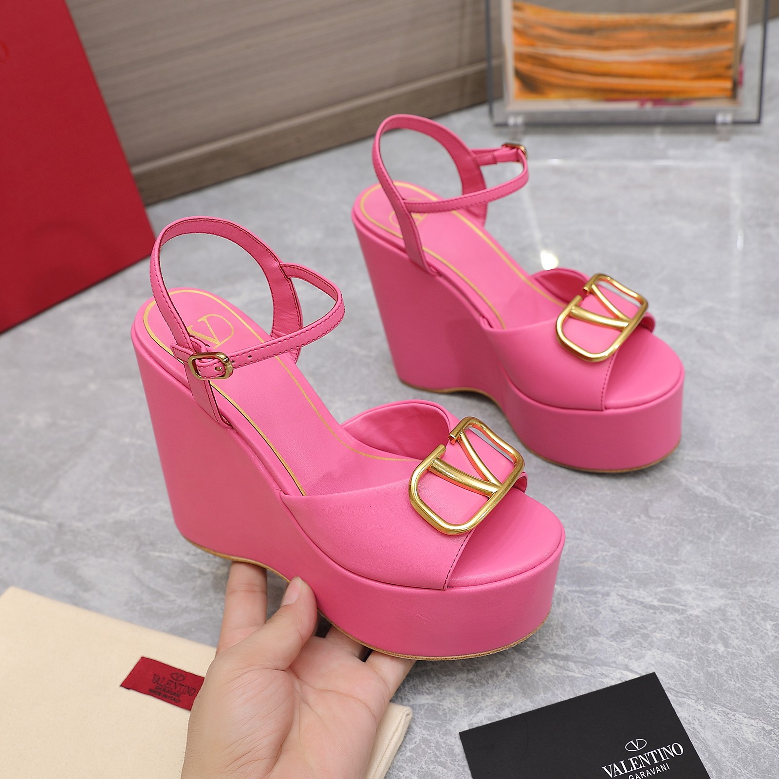 Valentino Garavani Block Heel Platform Sandals Pink For Women XW2S0DU9/DSH - Soul Replicas