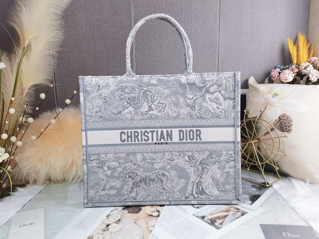 Christian Dior Large Dior Book Tote White Multicolor. For Women. Women's Handbags 16.5in/42cm CD - Soul Replicas
