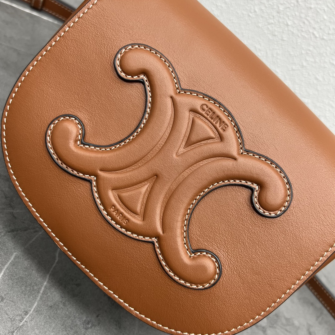Celine Folco Cuir Triomphe Tan For Women 7in/19cm 198263DU3.04LU - Soul Replicas