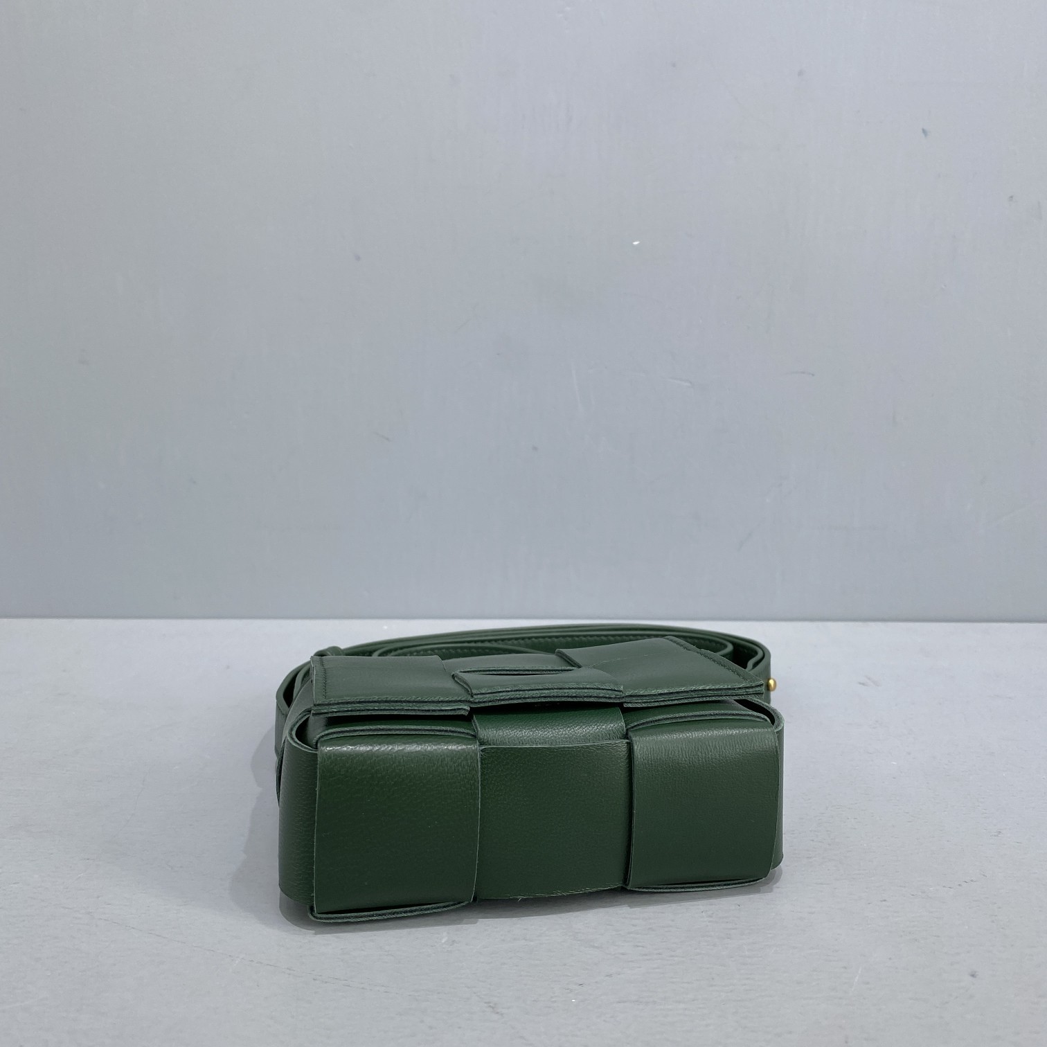 Bottega Veneta Candy Cassette Dark Green. For Women. Women-s Bags 4.7in/12cm - Soul Replicas