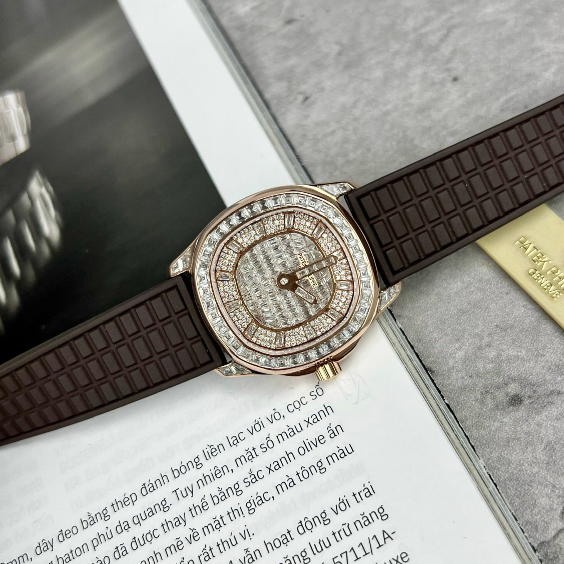 Patek Philippe Aquanaut 5062 Replica Watch Gold Wrapped Moissanite 35.6mm - Soul Replicas