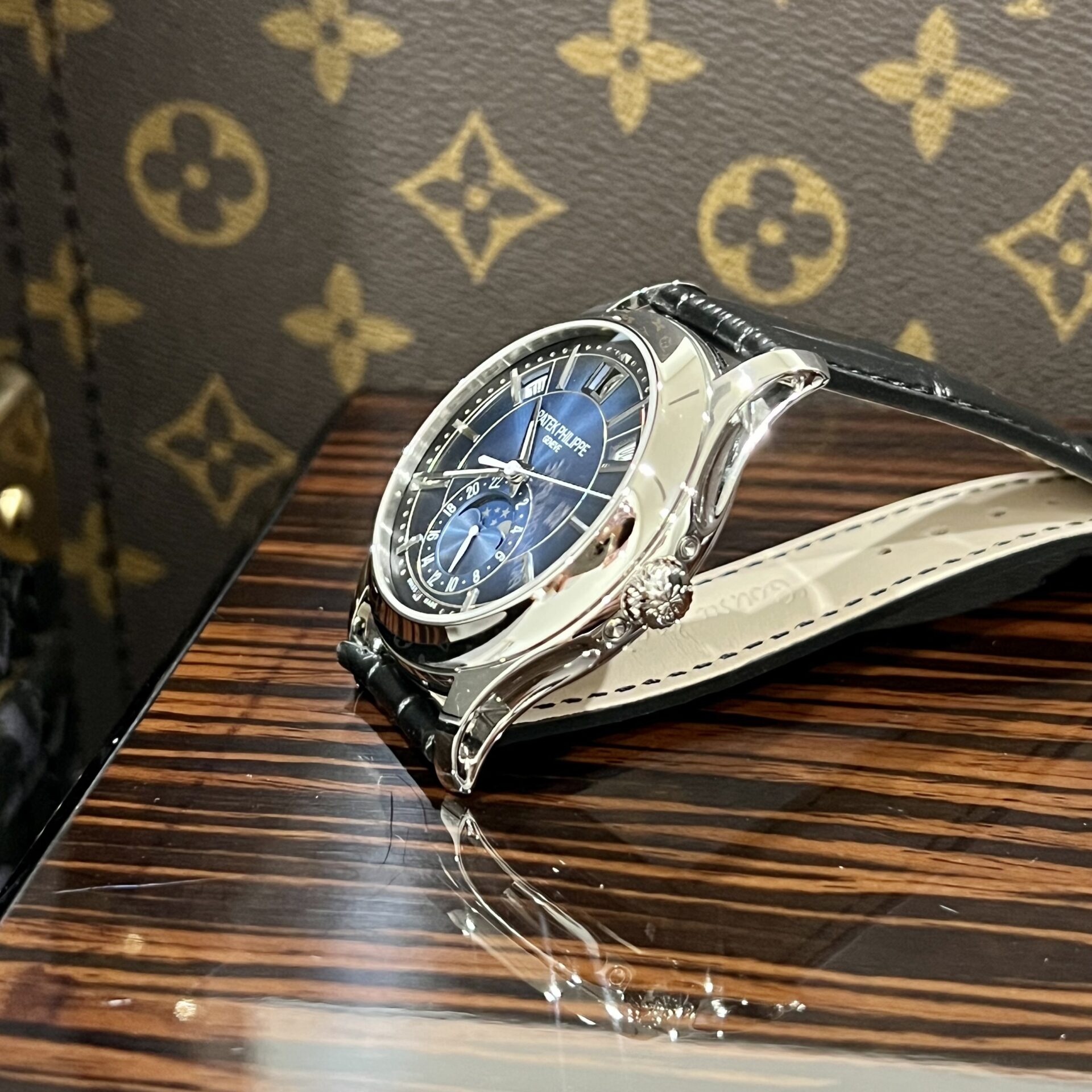 Patek Philippe Replica Watch Complications 5205G Blue Dial 40mm - Soul Replicas