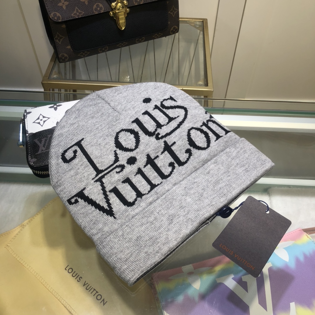 Louis Vuitton Beanie In Grey LV Headwear - Soul Replicas