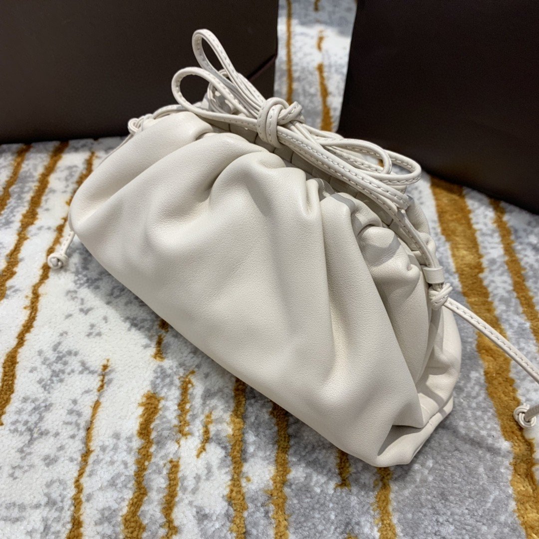 Bottega Veneta Mini Pouch For Women 8.6in/22cm In Chalk 585852VCP409646 - Soul Replicas