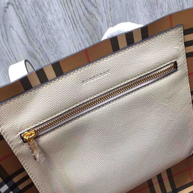 Burberry Small Embossed Crest Tote White For Women. Women-s Bags 13.8in/35cm - Soul Replicas