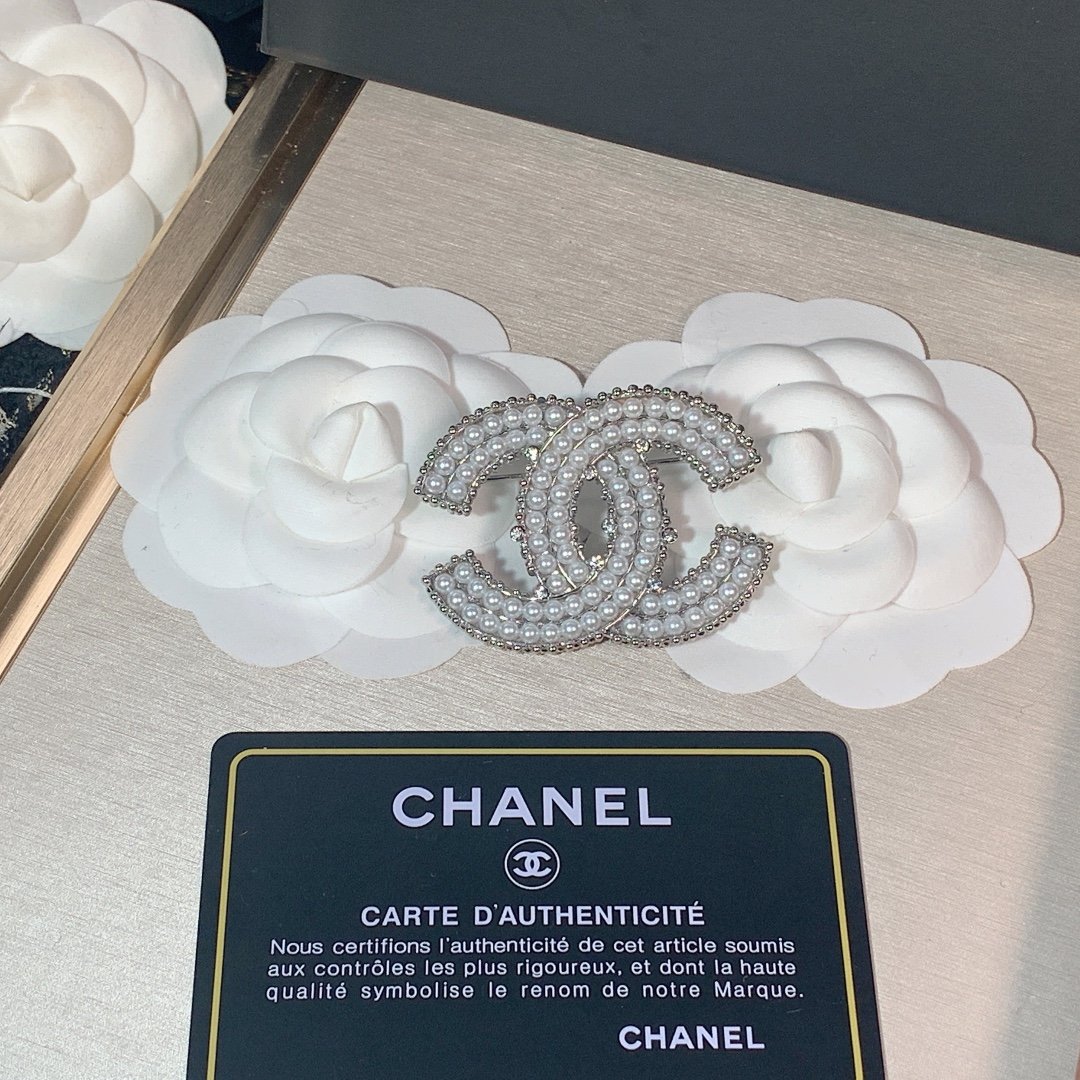 Chanel Brooch - Soul Replicas