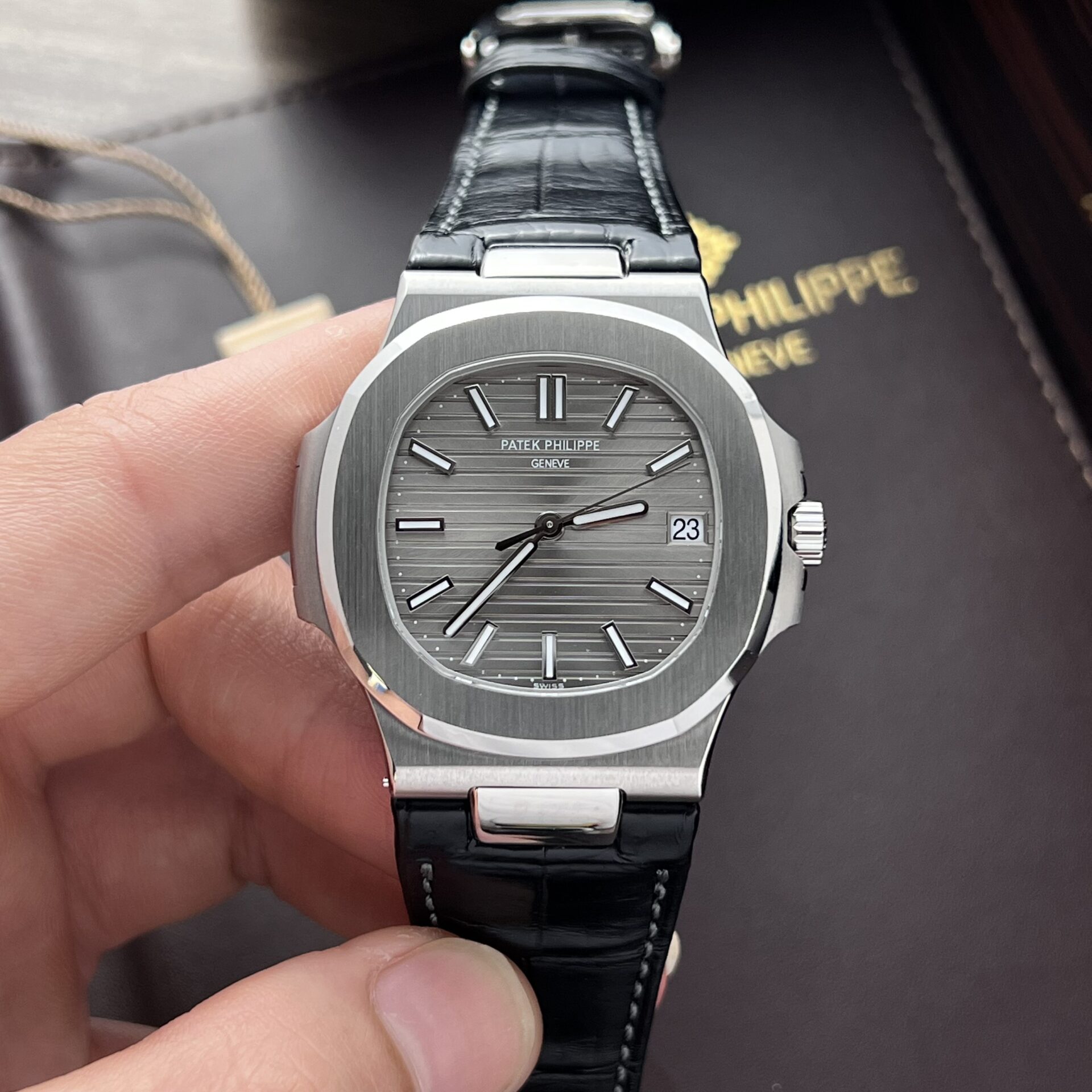 Patek Philippe Nautilus 5711 Replica Watch Gray Dial 3K 40mm - Soul Replicas