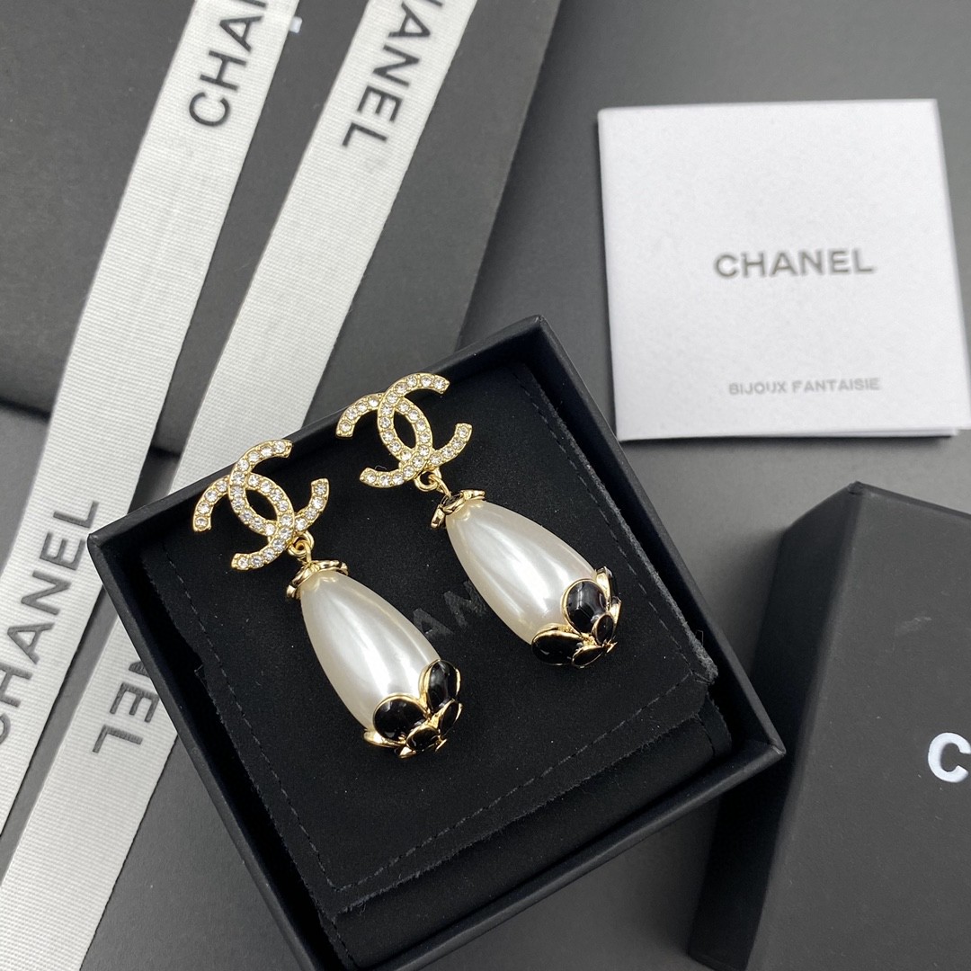 Chanel Earrings - Soul Replicas
