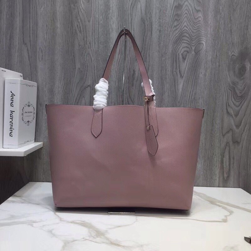 Burberry Reversible Tote Haymarket Canvas Medium For Women. Women-s Bags 19.3in/49cm - Soul Replicas