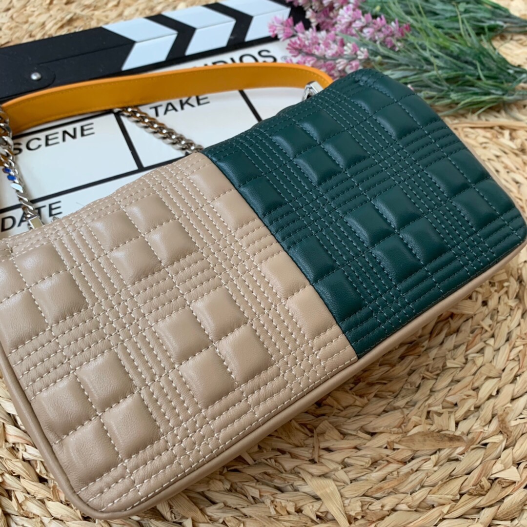 Burberry Horseferry Print Quilted Small Lola Bag Monogram Red And Orange For Women. Women-s Bags 9in/23cm - Soul Replicas