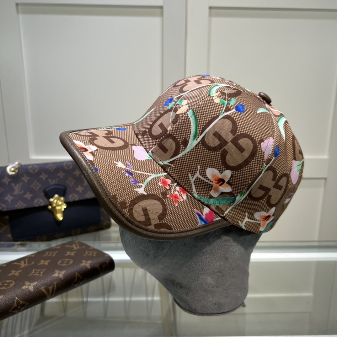 Gucci Jumbo Gucci Baseball Hat With Floral Embroidery Beige Gucci Hat 701845 3HAJM 2584 - Soul Replicas