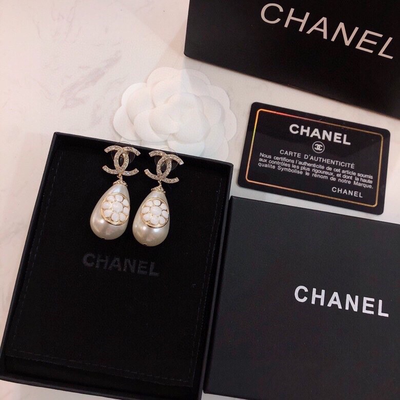 Chanel Earrings - Soul Replicas