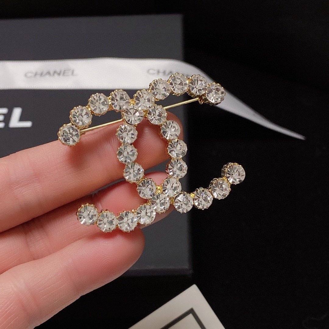 Chanel Brooch - Soul Replicas