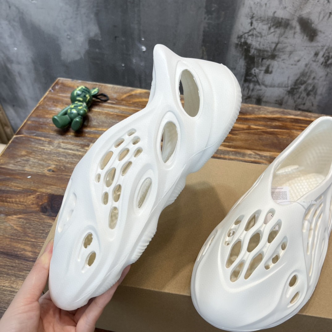 Adidas YZ Foam Runner Ararat  White For Women G55486 - Soul Replicas