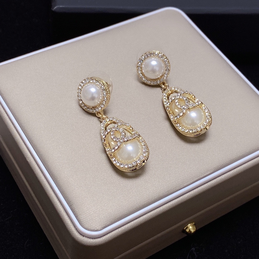 Chanel Earrings - Soul Replicas