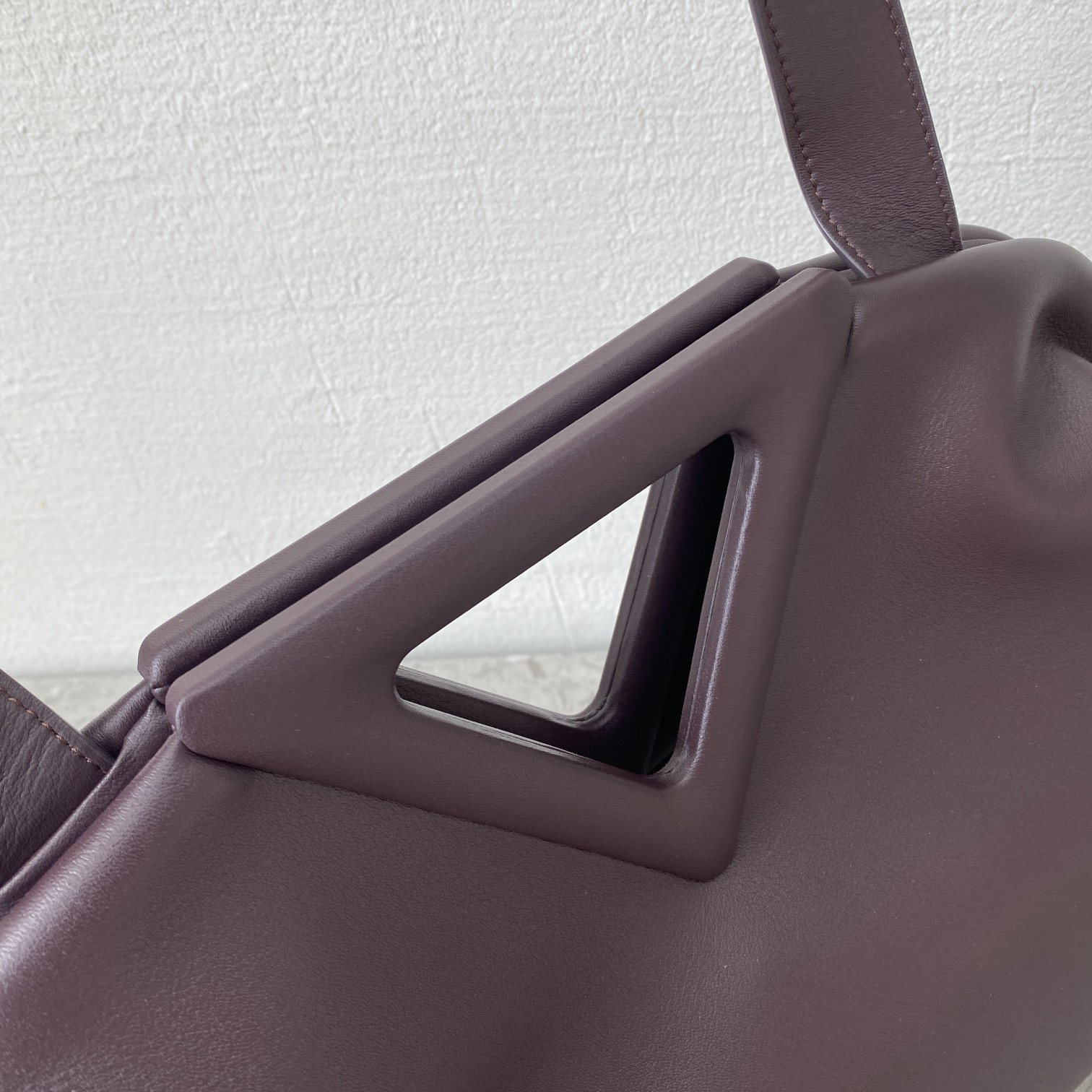 Bottega Veneta Point Grape. For Women. Women's Bags 13.7in/35cm 652446VCP405010 - Soul Replicas